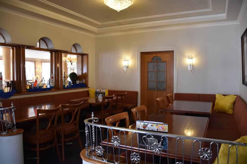 Hotel im Rhyhof Frauenfeld Exterior foto